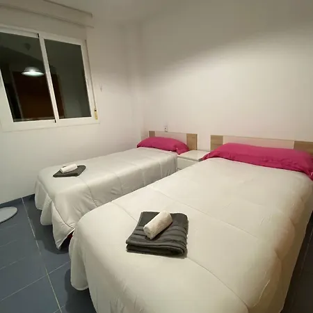 Columbretes, A 200 Metros De La Playa, Wifi Gratuito, Plaza De Garaje Y Piscina