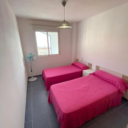 Columbretes, A 200 Metros De La Playa, Wifi Gratuito, Plaza De Garaje Y Piscina