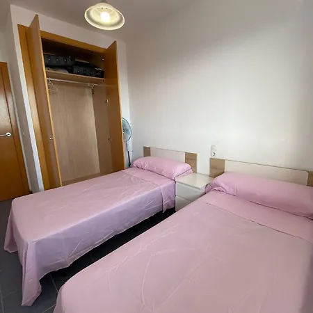 Columbretes, A 200 Metros De La Playa, Wifi Gratuito, Plaza De Garaje Y Piscina