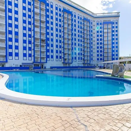 Apartment Columbretes, A 200 Metros De La Playa, Wifi Gratuito, Plaza De Garaje Y Piscina